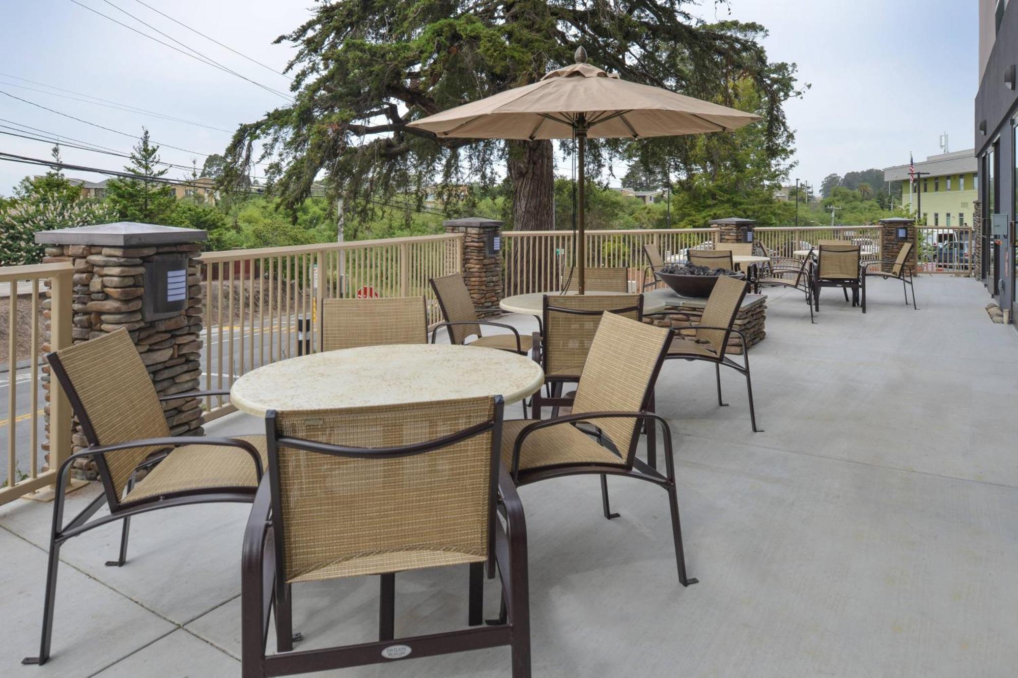 Fairfield Inn & Suites By Marriott Santa Cruz Bagian luar foto